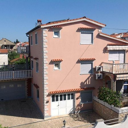 Katy & David Apartments Задар Екстериор снимка