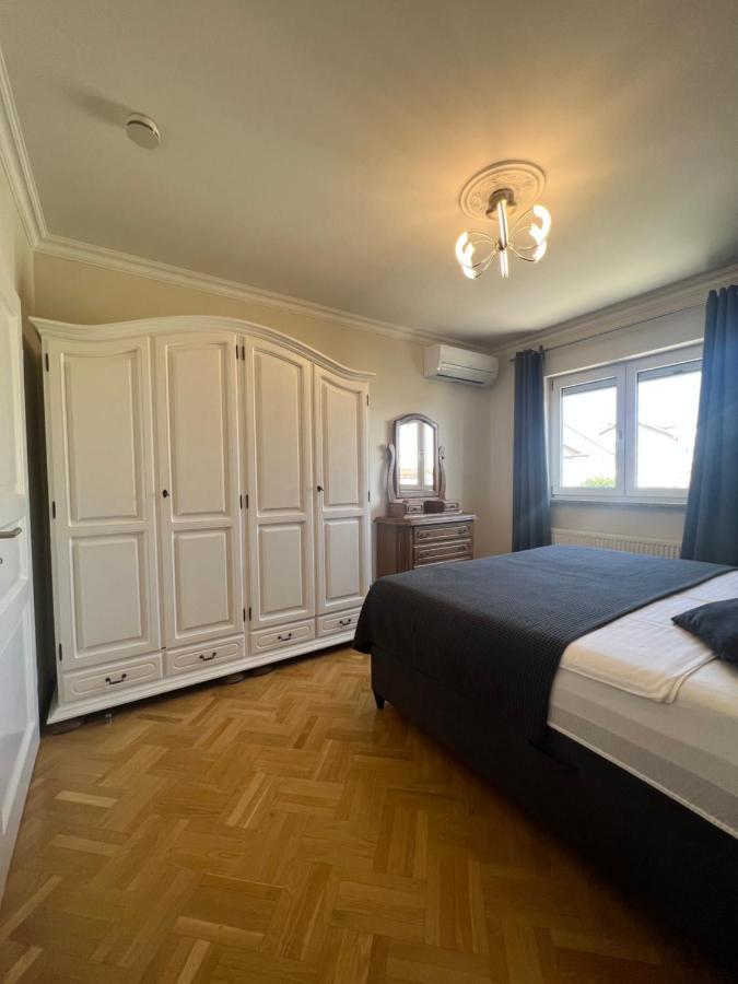 Katy & David Apartments Задар Екстериор снимка