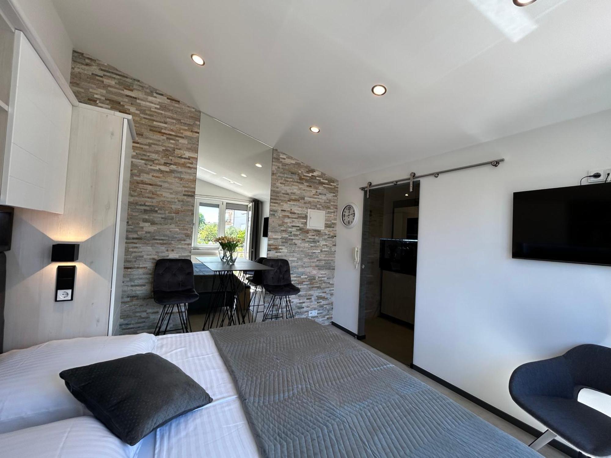 Katy & David Apartments Задар Екстериор снимка