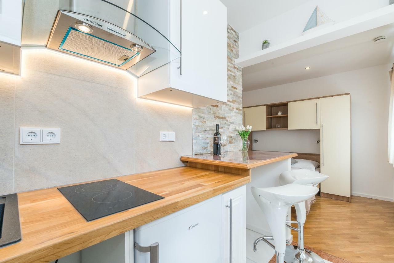 Katy & David Apartments Задар Екстериор снимка